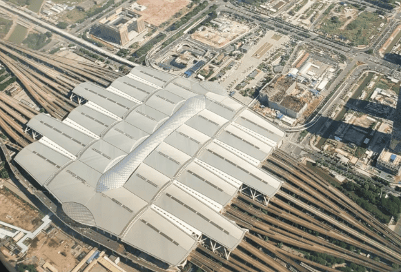 A Quick Look of Shanghai Hongqiao Railway Station