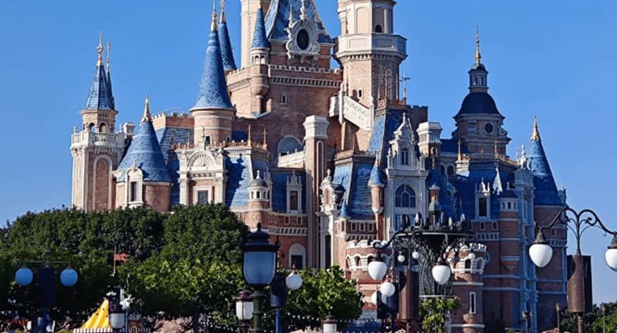 Shanghai Disney Resort Tour Guide